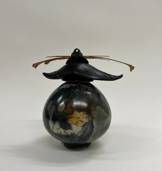 Geoff Searle artwork 'GS270 - Medium Round Vase with Top' at White Rock Gallery